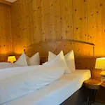 Hotel Garni Senn Sankt Anton am Arlberg