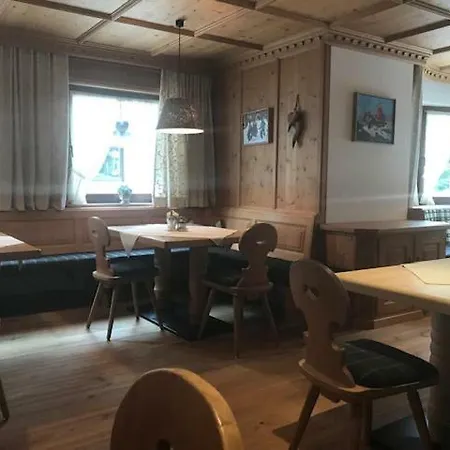 Otel Garni Senn Sankt Anton am Arlberg